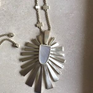 Kendra Scott Pendant Necklace